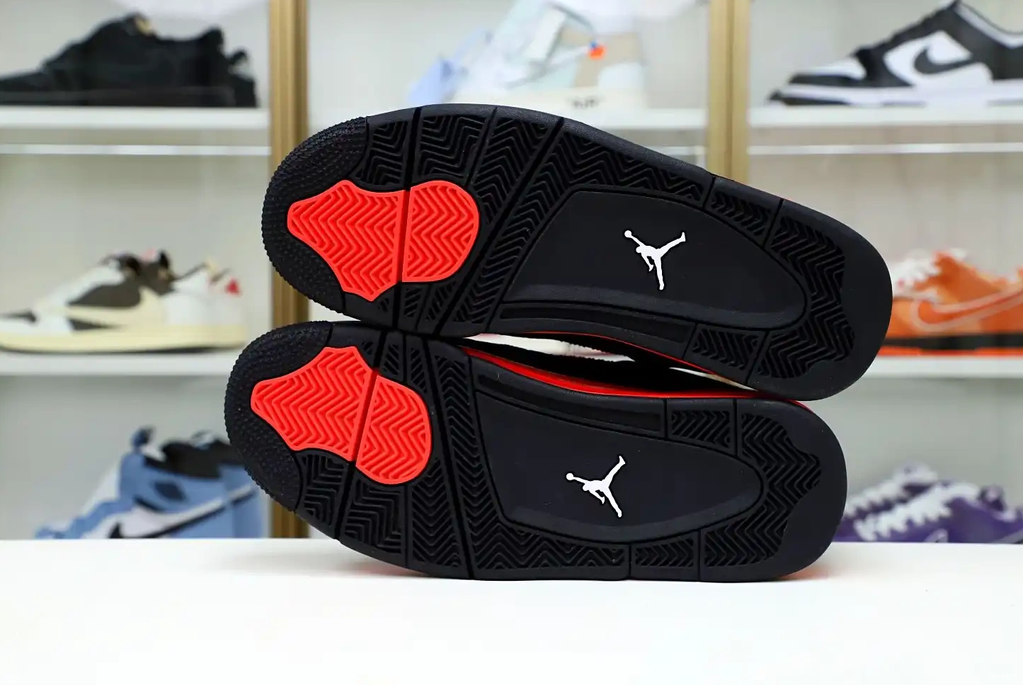 AIR THUNDER' 'RED RETRO JORDAN 4 0606
